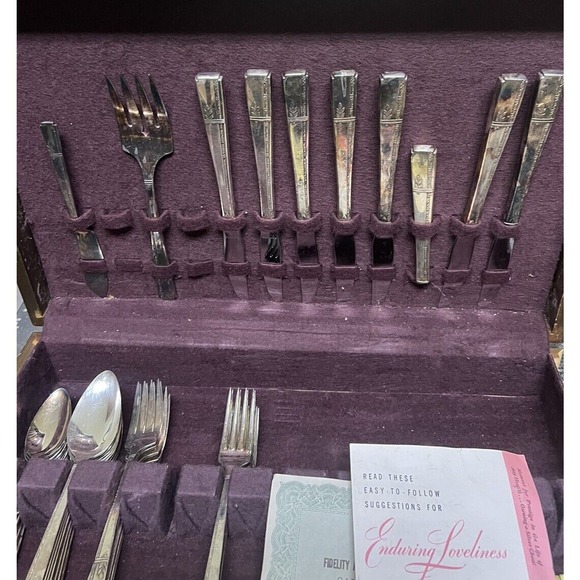 41 Pc Vintage Silverplate PRESTIGE 1938 "GRENOBLE" flatware set- With Box - Read - Picture 6 of 12